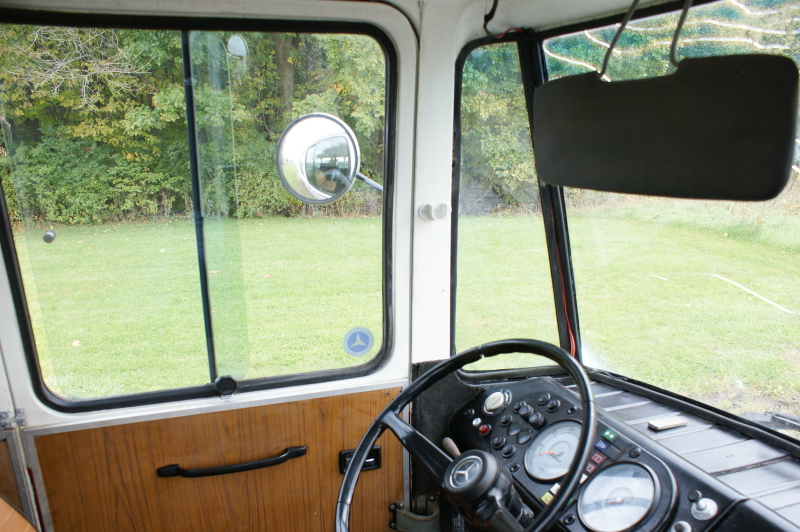 Illustration for article titled eBay Find of the Day: The Ultimate Jalop RV